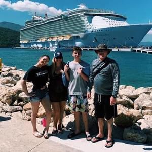 Meet your Posher, Michele